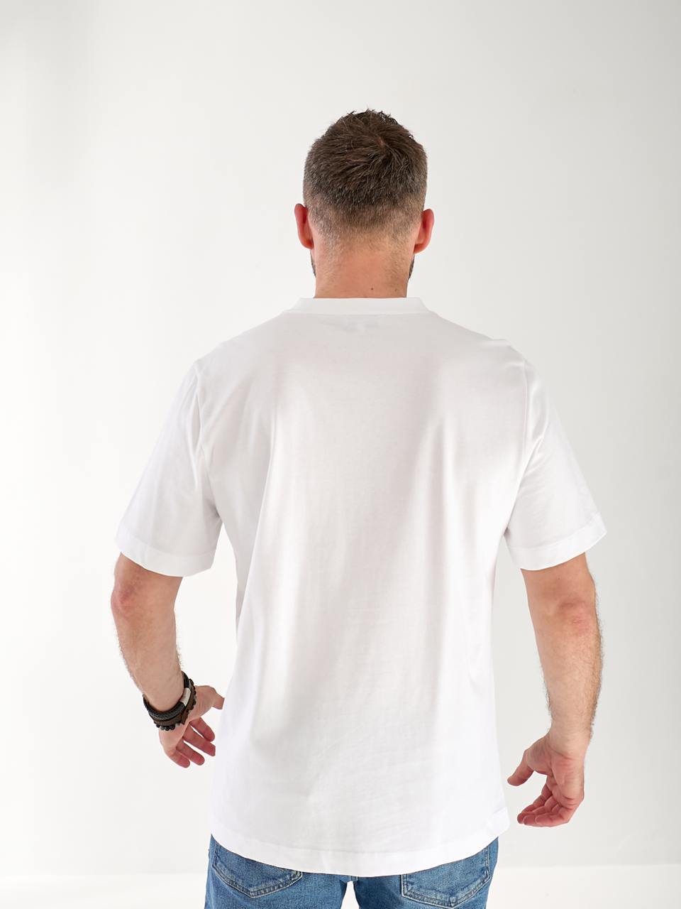 Чоловіча футболка з малюнком бiлого кольору 33304