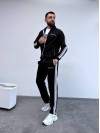 Чоловічий спортивний костюм з лампасами чорного кольору 33063