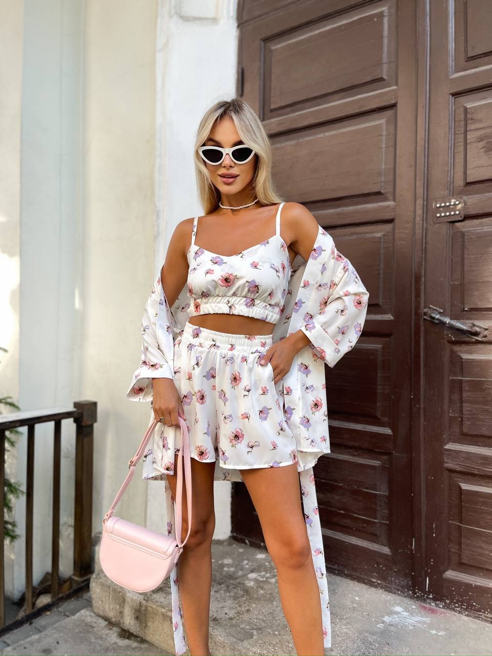 Жіночий костюм 3-ка білого кольору 28349