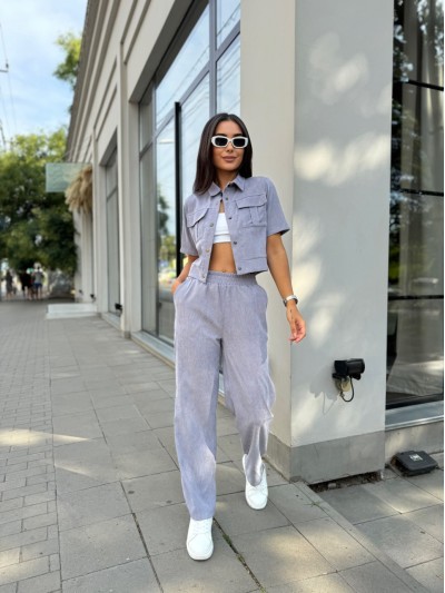 Женский прогулочный костюм из микро-вельвета серого цвета 28720