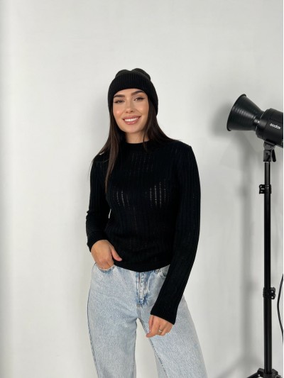 Обтягуючий жіночий светр чорного кольору 31611