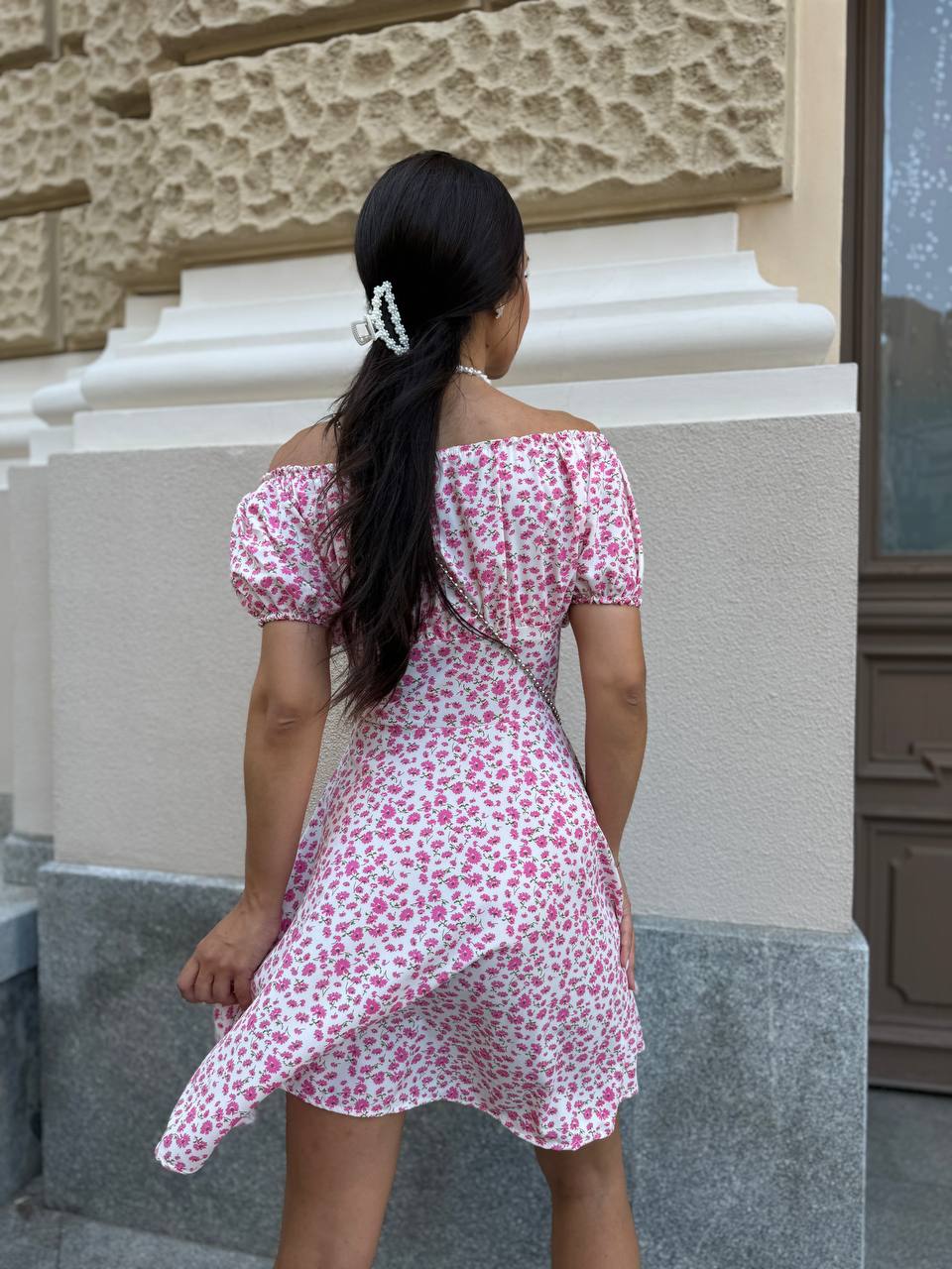 Чарівне плаття міні рожевого кольору 32721