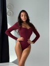Однотонный прогулочный боди с пуш-ап бордового цвета 34757