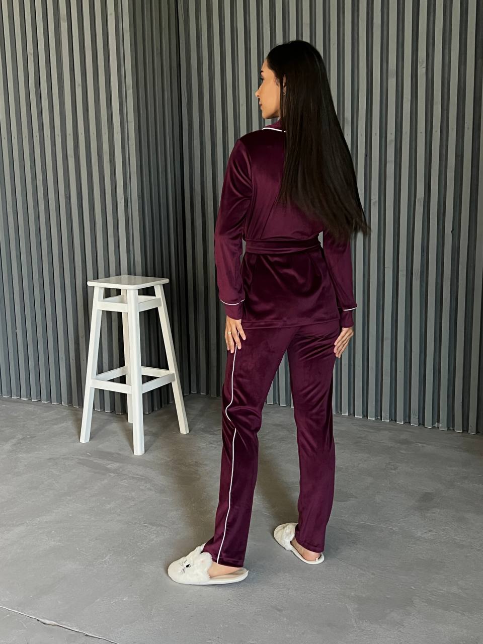 Піжамний костюм бордового кольору 25879 Vo