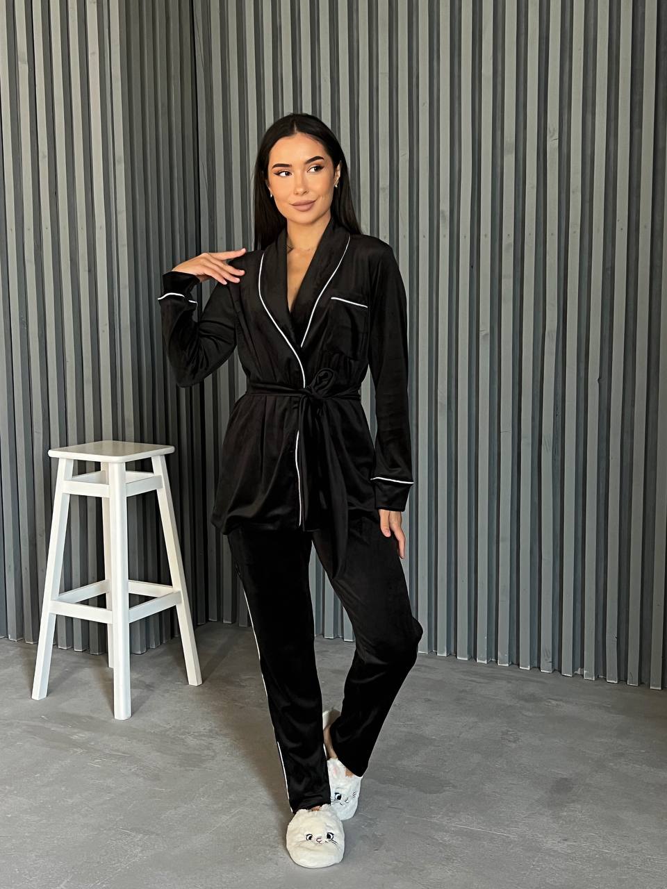 Піжамний костюм чорного кольору 25880 Vo