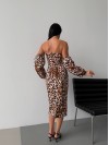 Сукня з відкритими плечима леопард коричневого цвета 32869