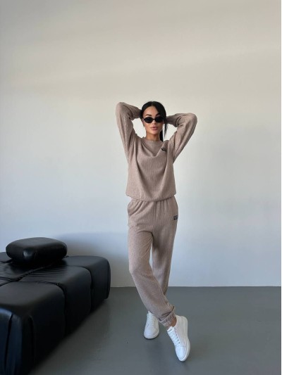 Повсякденний жiночий костюм 2-ка бежевого кольору 35531