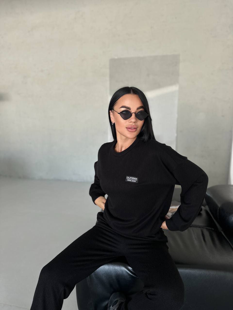 Повсякденний жiночий костюм 2-ка чорного кольору 35529