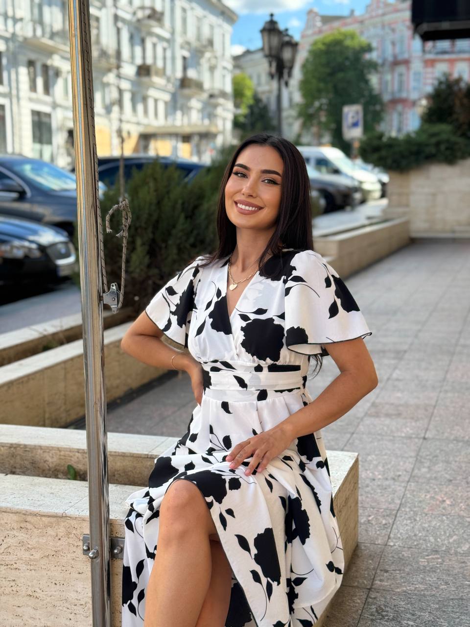 Прогулянкова жіноча сукня молочного кольору 28366