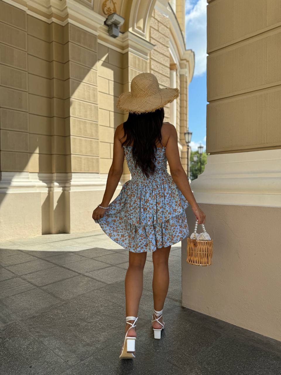 Пишна сукня міні в квітку м'ятного кольору 31700