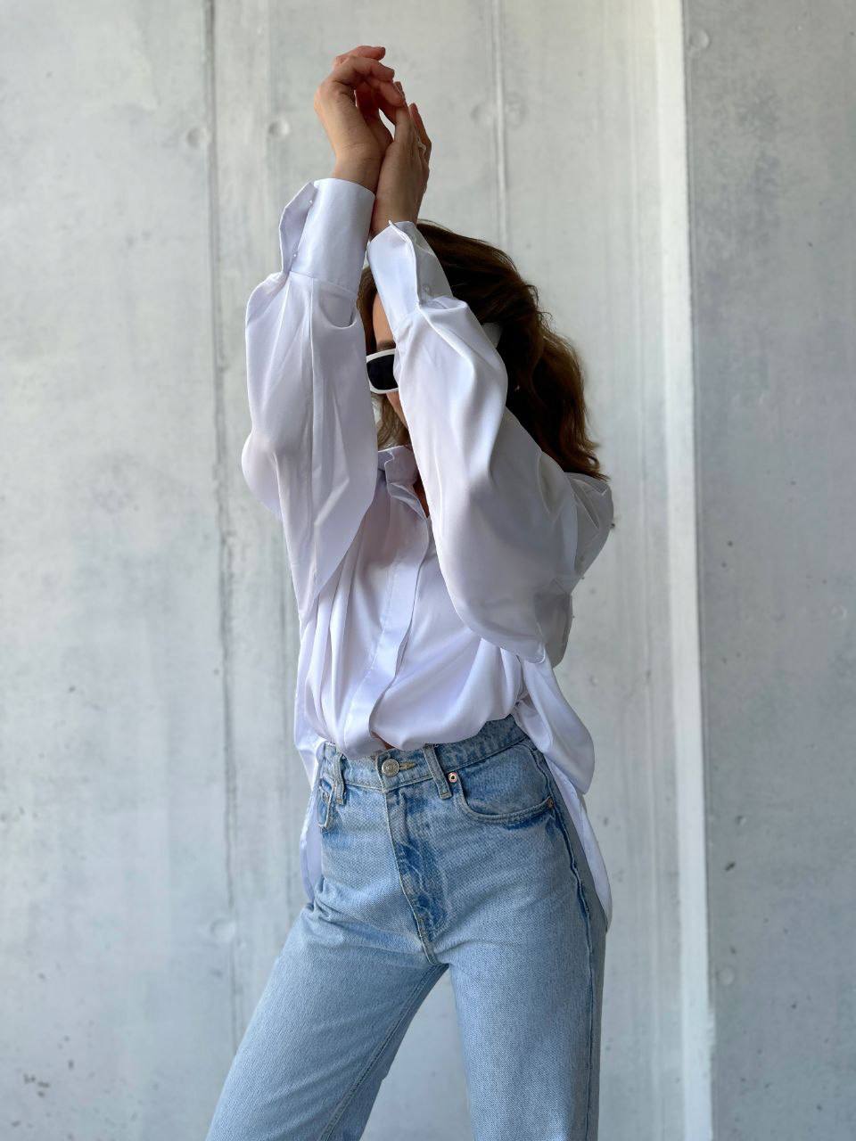 Рубашка белого цвета 24766