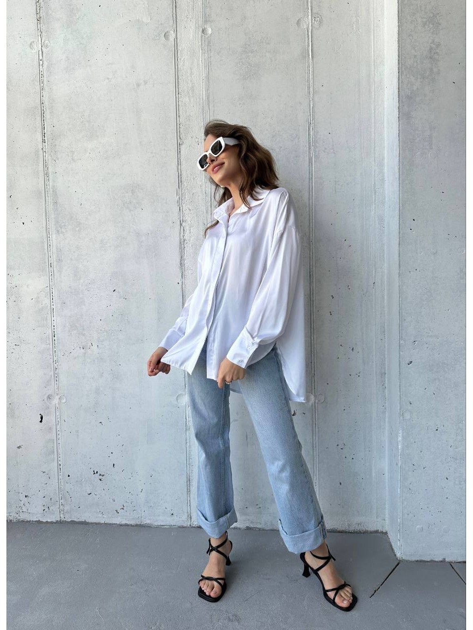 Рубашка белого цвета 24766