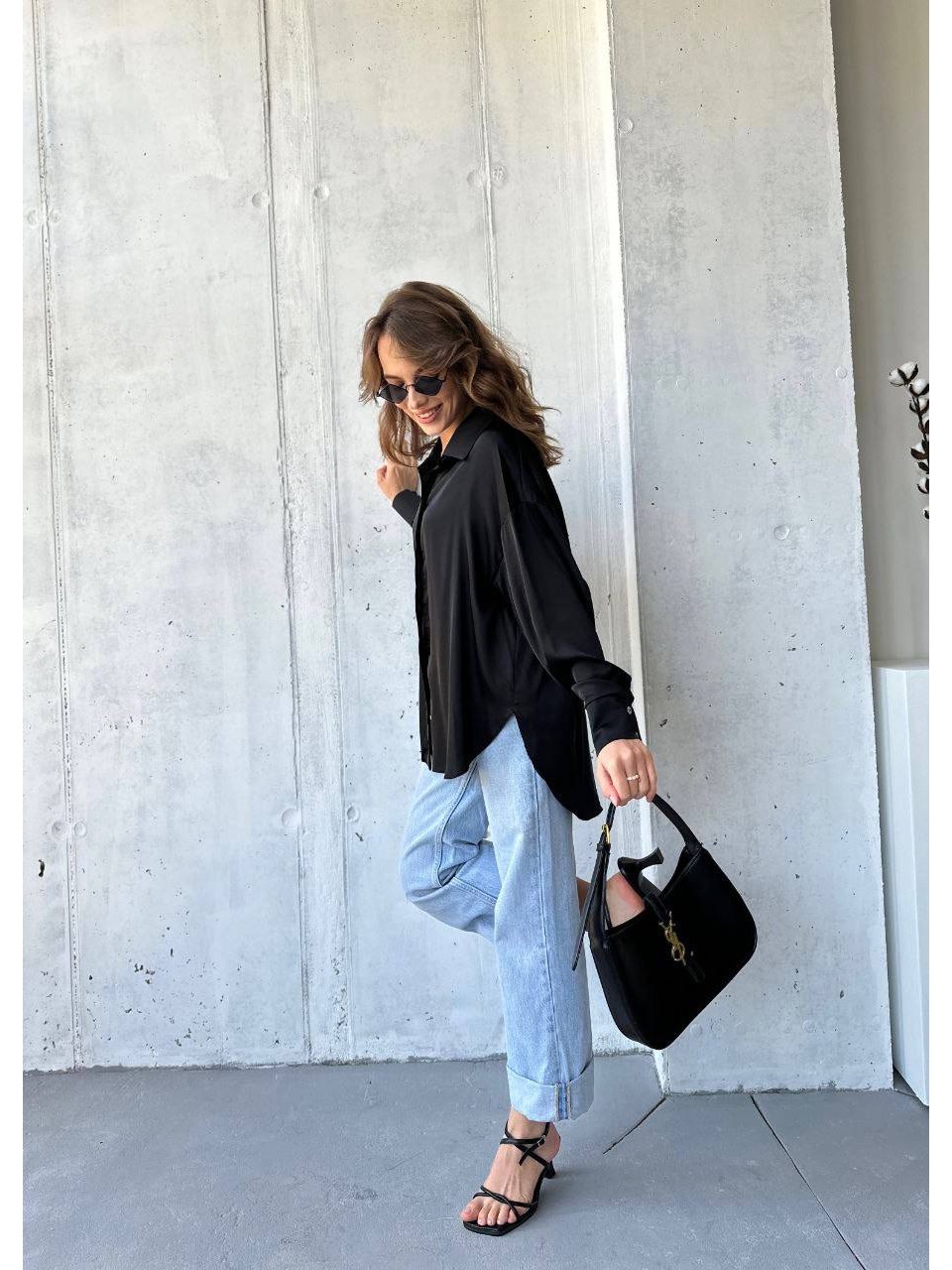 Рубашка чёрного цвета 24767