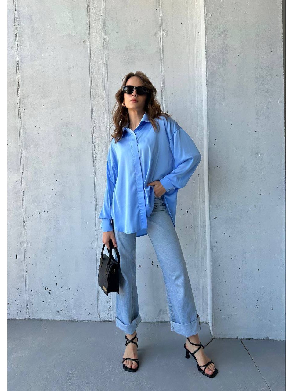 Рубашка голубого цвета 24768