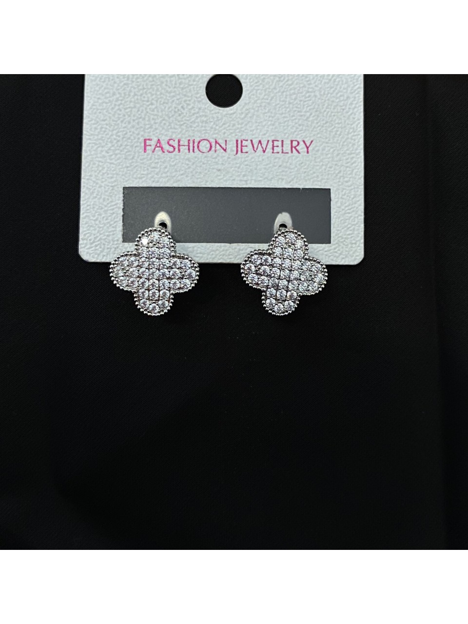 Сережки Конюшина з камінням срібного кольору англійський замок 32811