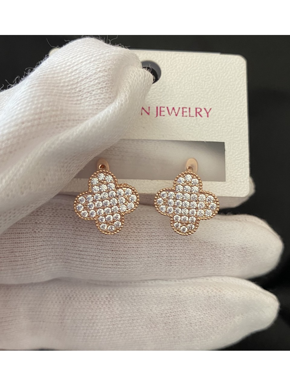 Серьги Клевер с камнями золотого цвета английский замок 32812