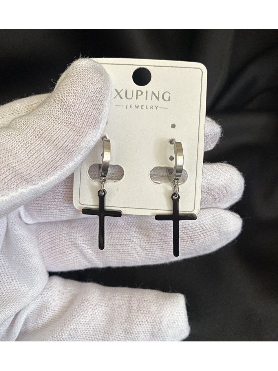 Сережки Хрестики круглий замок чорного кольору 32019