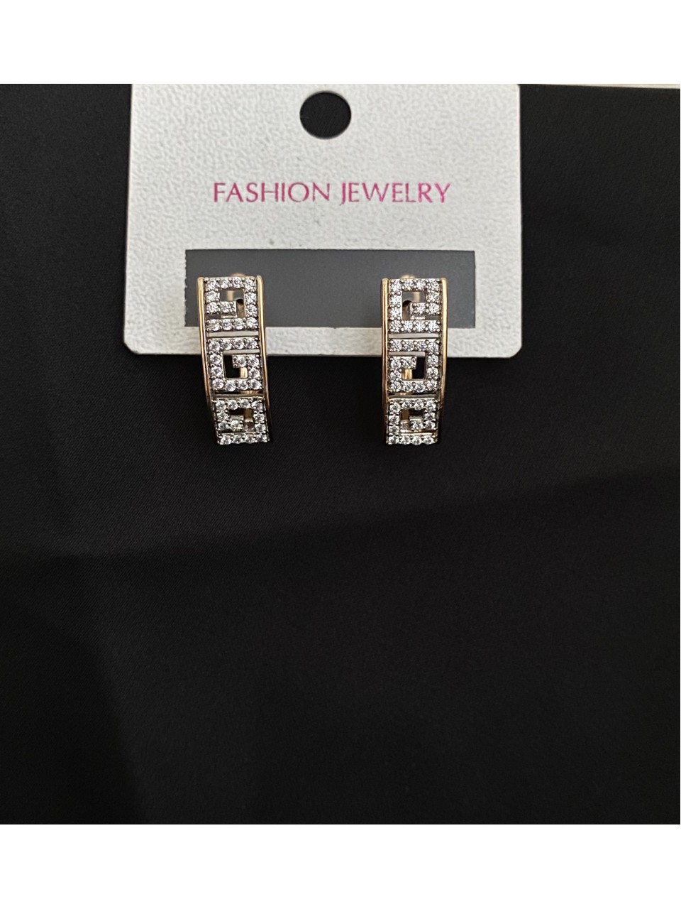 Сережки прямокутні з камінням золотого кольору англійський замок 32779