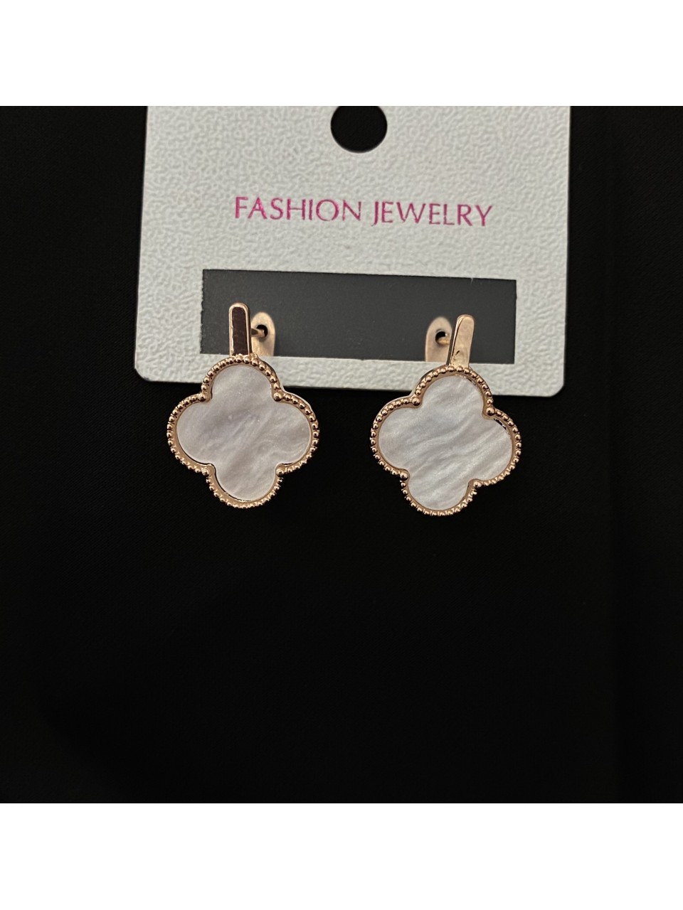 Сережки біла конюшина золотого кольору англійський замок 32809