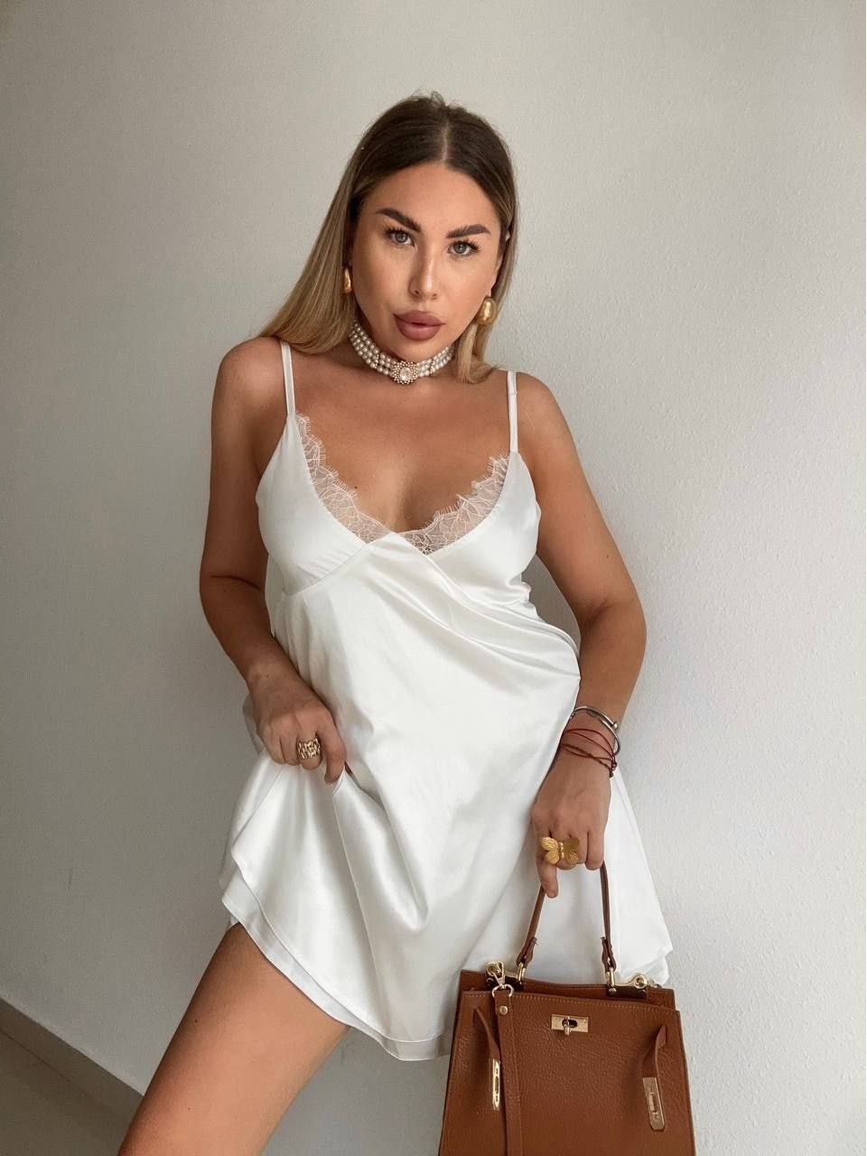 Шовкова сукня-комбінація міні молочного кольору 32448