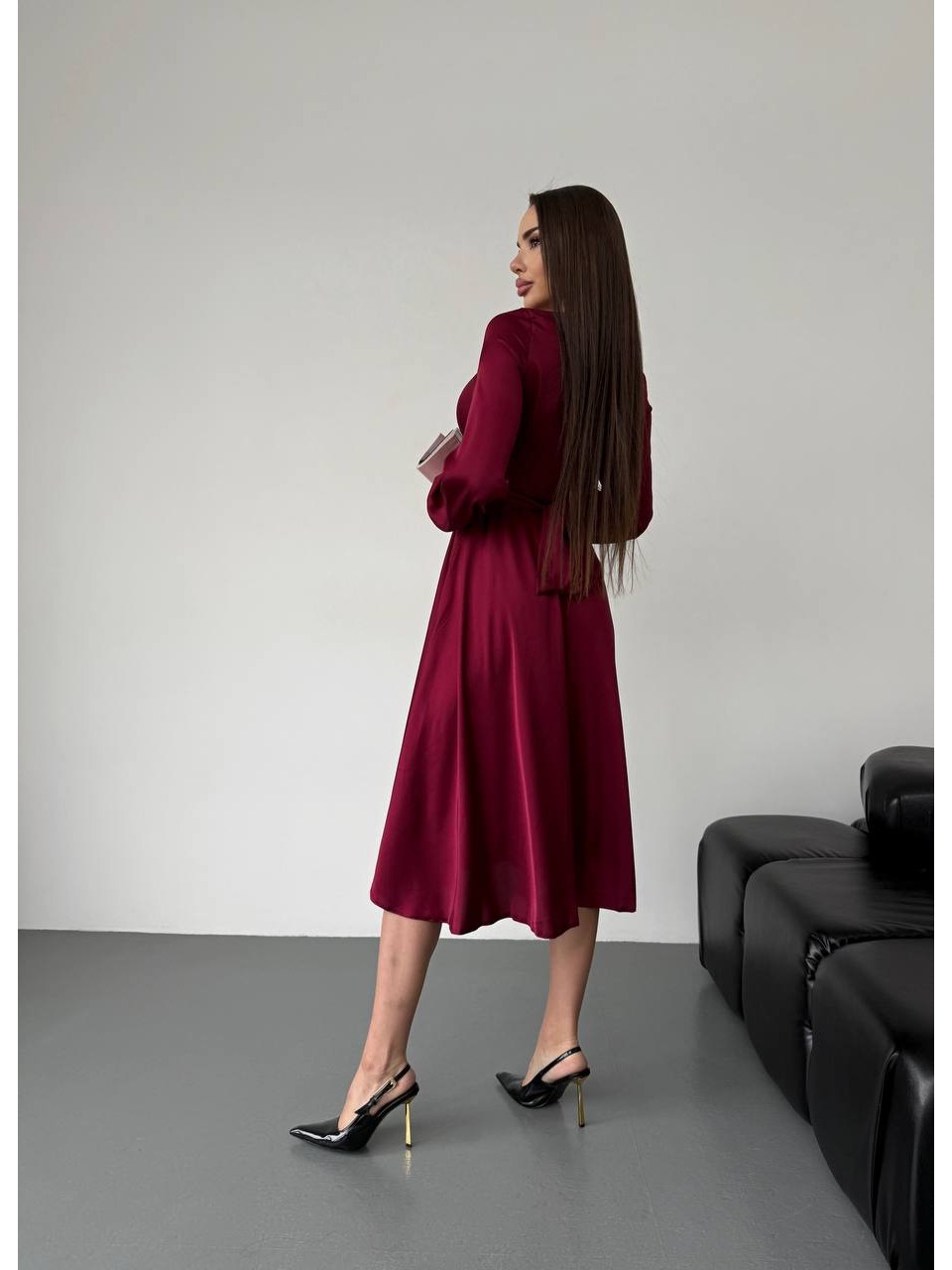 Шелковое платье миди бордового цвета 36051