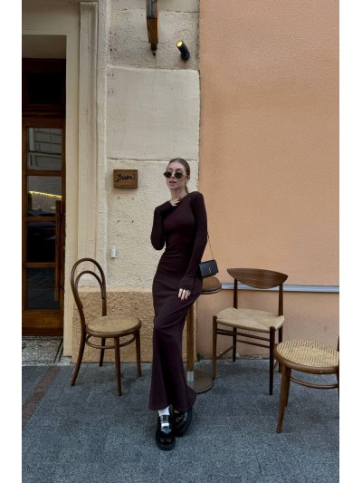 Силеэтное платье макси из ангоры коричневого кольору 36094