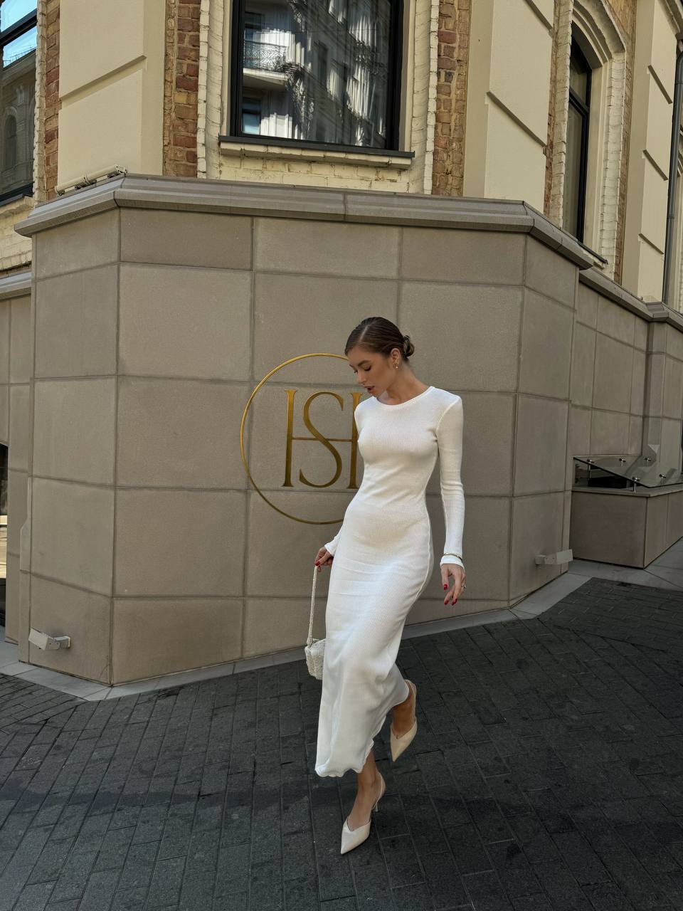 Силеэтное платье макси из ангоры молочного кольору 36093