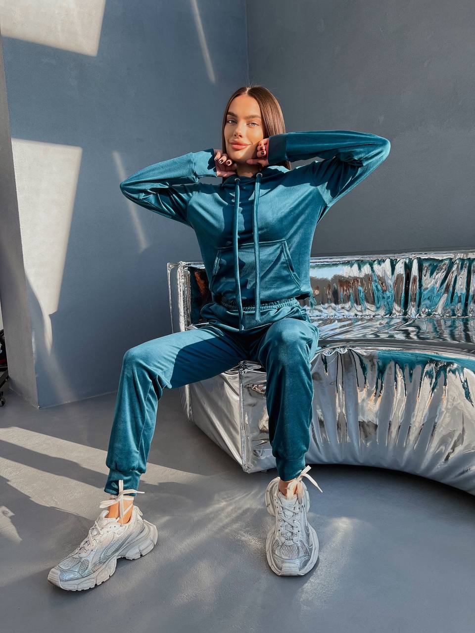 Спортивний велюровий костюм смарагдового кольору 28729