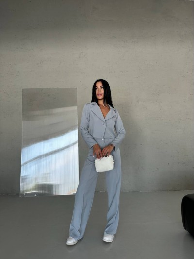 Стильний класичний костюм сiрого кольору 29009