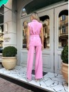 Стильний жіночий костюм рожевого кольору 28887