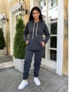 Теплий жіночий костюм iз змiйкою графiтового кольору 34200