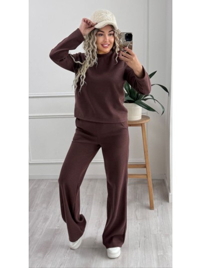 Теплий жiночий костюм кавового кольору 35462