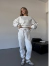 Теплий жiночий костюм молочного кольору 35627