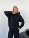 Теплий жiночий костюм з капюшоном чорного кольору 35810