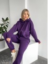 Теплый женский костюм с капюшоном фиолетового цвета 29396