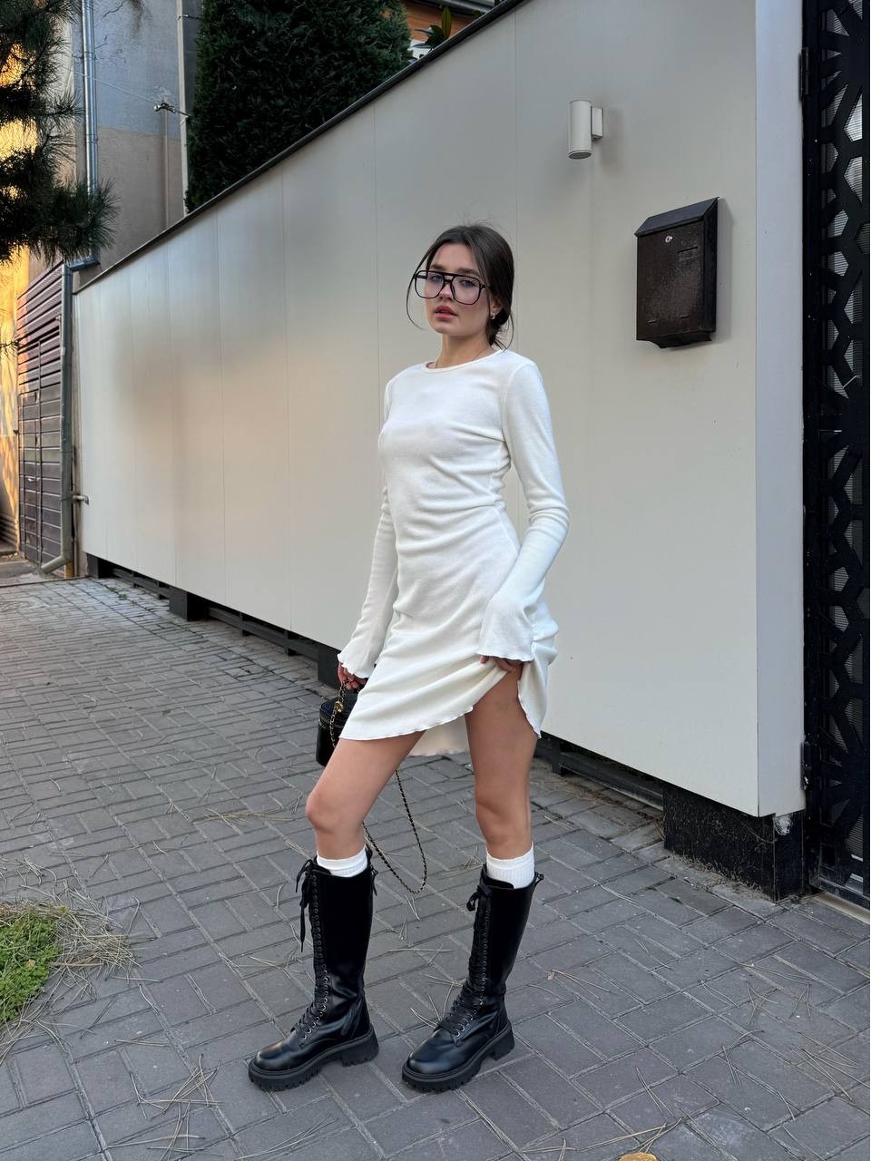 Платье мини в рубчик белого цвета 30333