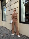 Теплий прогулянковий костюм коричневого кольору 29606