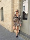 Трендовый прогулочный костюм с шортами леопардового цвета 28261