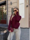 Укорочений жіночий светр на ґудзиках бордового кольору 34601