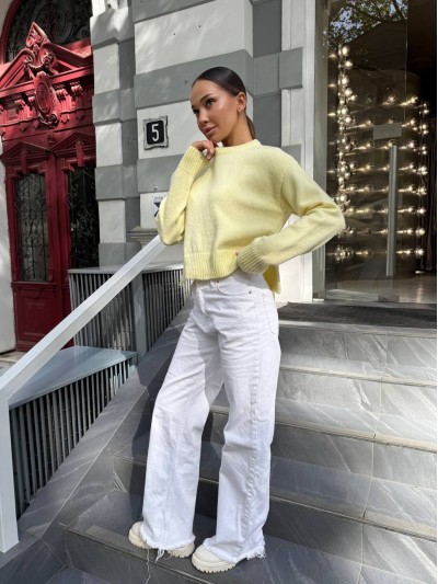 Укорочений жіночий светр з розрiзом жовтого кольору 34656