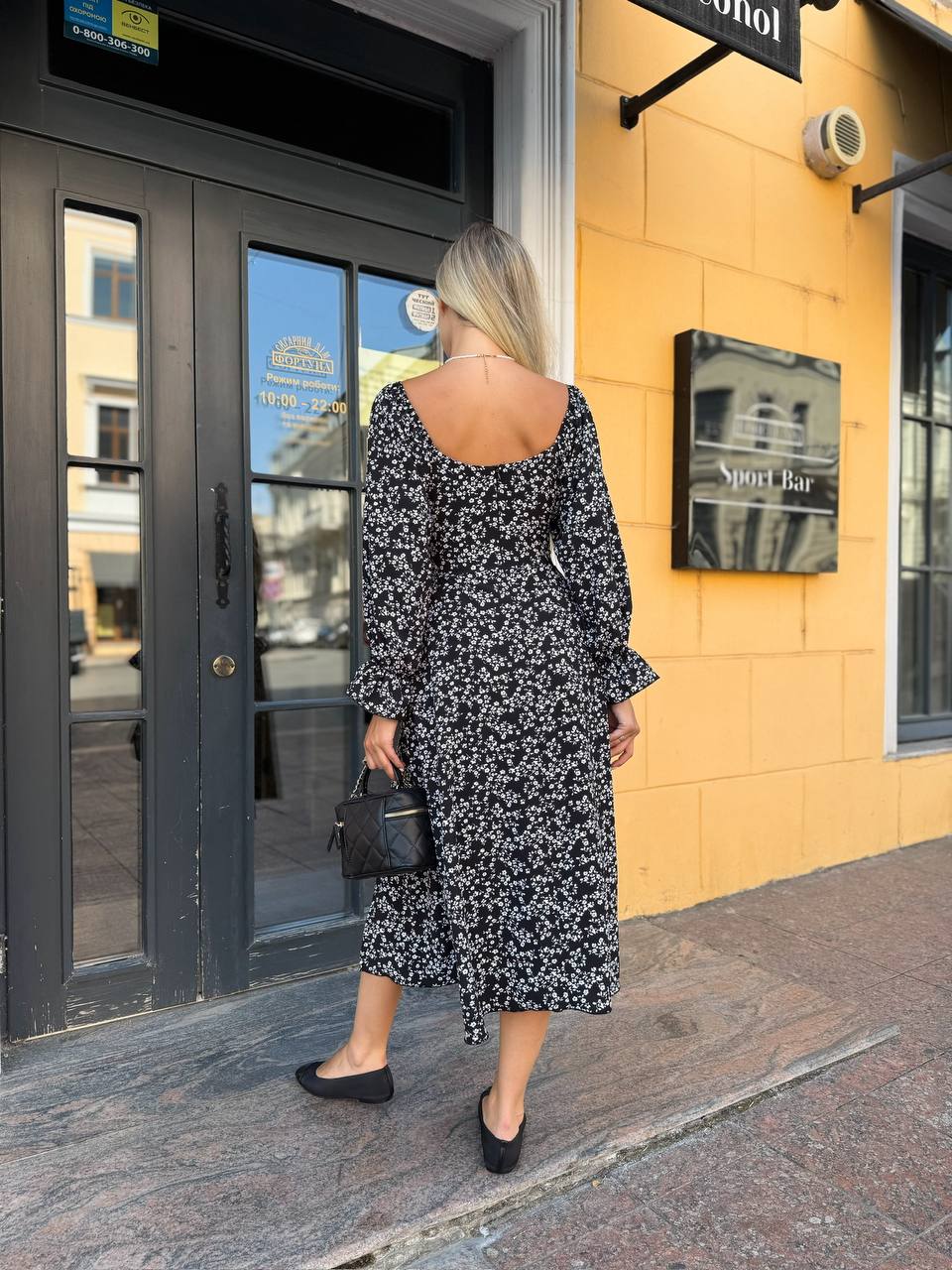 Универсальное платье миди черного цвета 33770