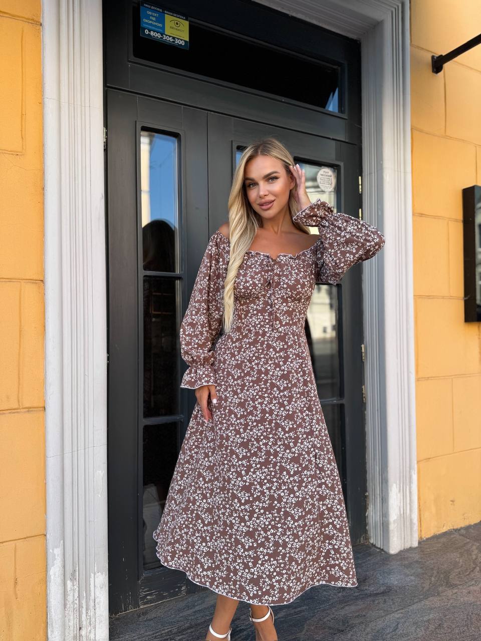 Универсальное платье миди кофейного цвета 33767