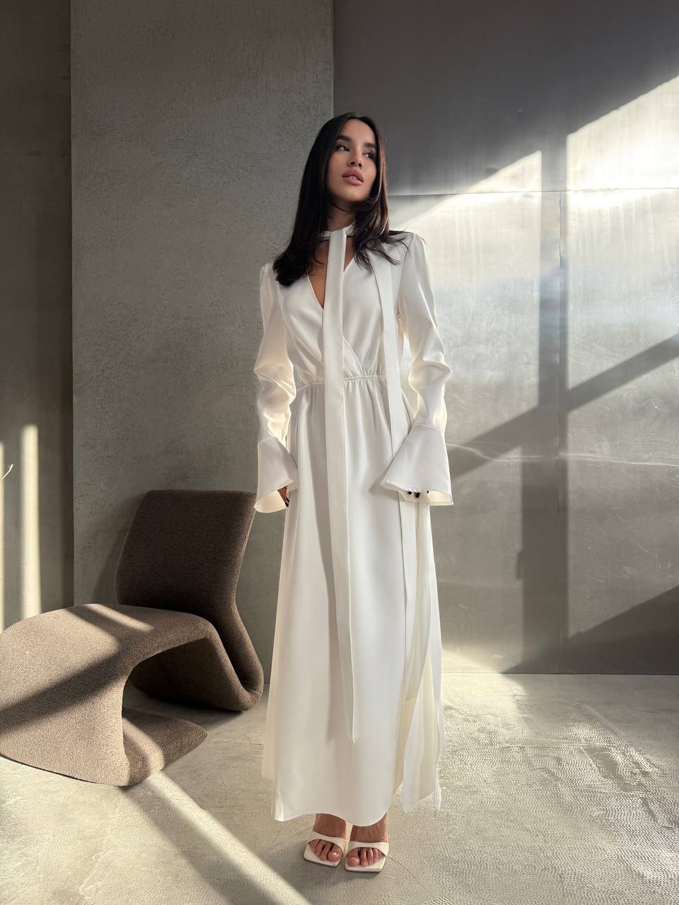 Вечiрня сукня максі молочного кольору 35409