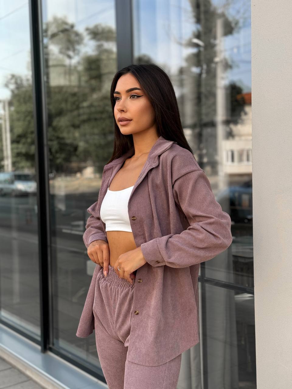 Вельветовий костюм на гудзиках сливового кольору 34378