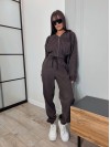 Вельветовий костюм на блискавці коричневого кольору 31429