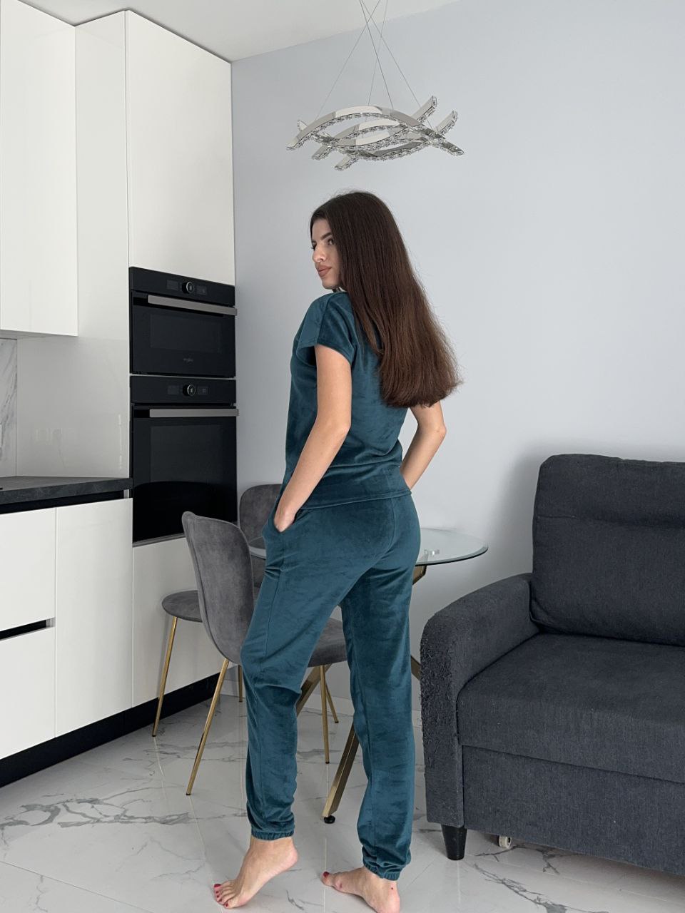 Велюровий домашній комплект трiйка зеленого кольору 35631