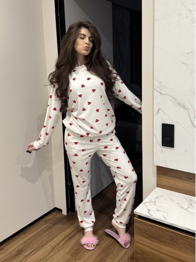 Велюровий жiночий домашній костюм молочного кольору 36086