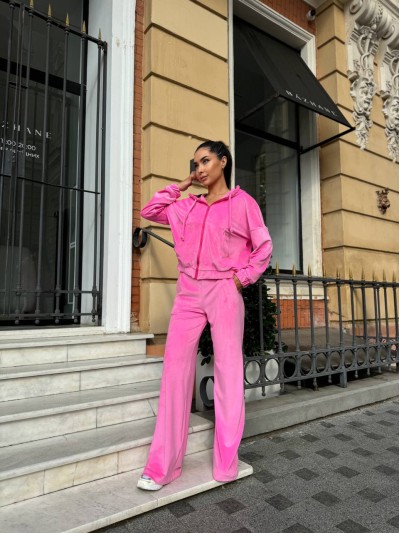 Велюровий жіночий костюм малинового кольору 34055