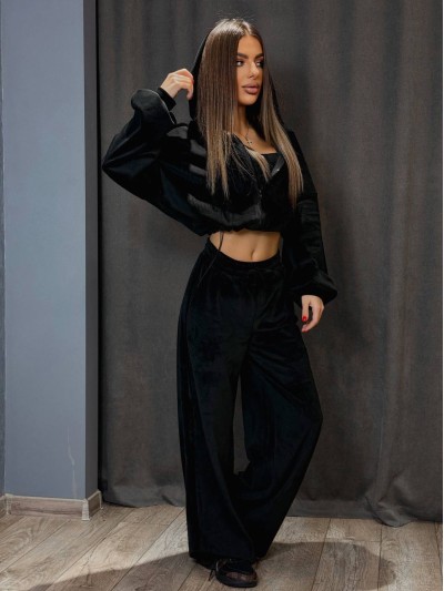 Велюровий жіночий костюм чорного кольору 31236