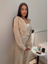 Велюровий жіночий костюм на блискавці бежевого кольору 31222